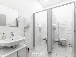 Prodej kanceláře, Praha - Stodůlky, Holýšovská, 173 m2