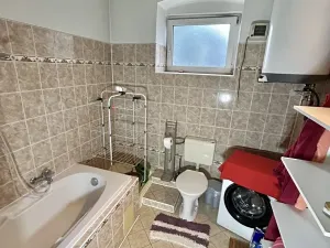 Prodej bytu 2+1, Broumov, třída Osvobození, 49 m2