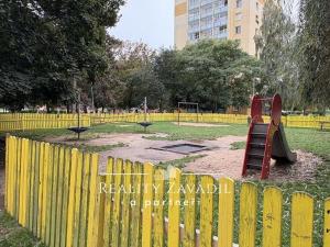Prodej bytu 1+1, Bílina, Sídliště Za Chlumem, 35 m2