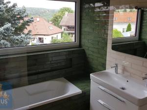 Pronájem bytu 3+1, Řevnice, Selecká, 105 m2