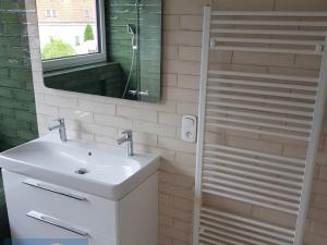 Pronájem bytu 3+1, Řevnice, Selecká, 105 m2