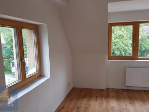 Pronájem bytu 3+1, Řevnice, Selecká, 105 m2