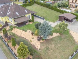 Pronájem vícegeneračního domu, Divišov, K Vodojemu, 267 m2