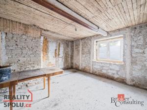 Prodej rodinného domu, Hrádek, U koupaliště, 235 m2