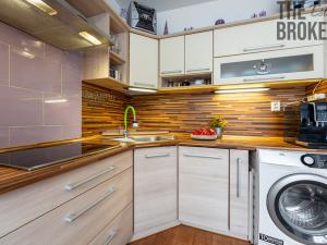 Prodej bytu 2+kk, Úpice, Pod Skalkou, 35 m2