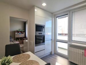 Pronájem bytu 2+1, Mokrá-Horákov, 50 m2