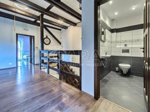 Prodej rodinného domu, Vrchlabí, 429 m2