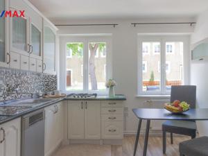 Pronájem bytu 4+1, Litvínov - Horní Litvínov, Mánesova, 70 m2