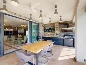 Prodej rodinného domu, Stará Huť, Na Čihadle, 543 m2