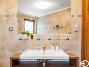 Prodej rodinného domu, Mnichovo Hradiště, K Pískovně, 154 m2