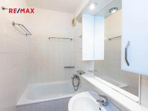 Pronájem bytu 2+kk, Praha - Stodůlky, Bašteckého, 42 m2
