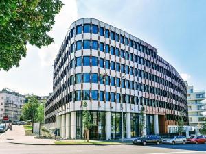 Pronájem restaurace, Praha - Nusle, Lomnického, 451 m2