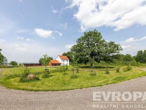 Prodej rodinného domu, Spálené Poříčí, 210 m2