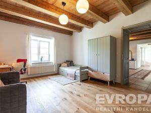 Prodej rodinného domu, Spálené Poříčí, 210 m2