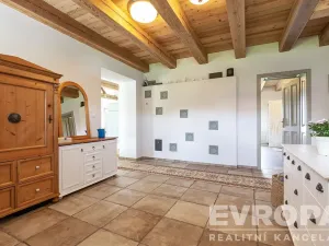 Prodej rodinného domu, Spálené Poříčí, 210 m2