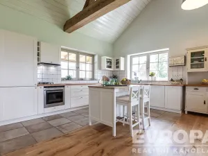 Prodej rodinného domu, Spálené Poříčí, 210 m2