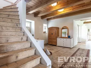 Prodej rodinného domu, Spálené Poříčí, 210 m2