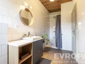 Prodej rodinného domu, Spálené Poříčí, 210 m2