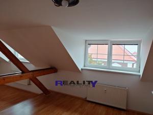 Pronájem bytu 1+kk, Žatec, Lva Tolstého, 45 m2
