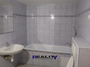 Pronájem bytu 1+kk, Žatec, Lva Tolstého, 45 m2
