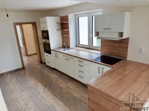 Prodej atypického bytu, Rokytno, 125 m2