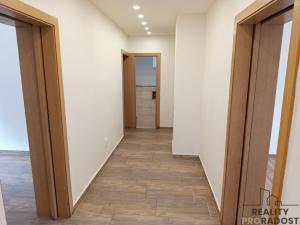 Prodej atypického bytu, Rokytno, 125 m2