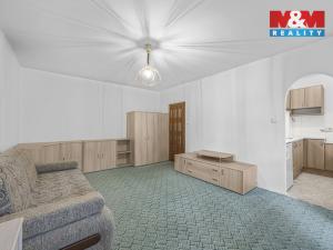 Prodej bytu 1+kk, Pardubice - Polabiny, Valčíkova, 37 m2