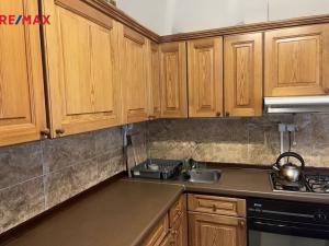 Prodej bytu 3+1, Nová Role, Husova, 71 m2