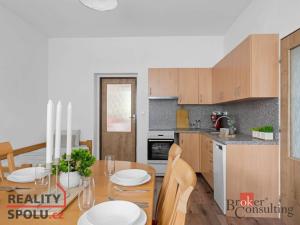 Prodej atypického bytu, Dvůr Králové nad Labem, Klazarova, 390 m2