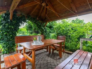 Prodej atypického bytu, Dvůr Králové nad Labem, Klazarova, 67 m2