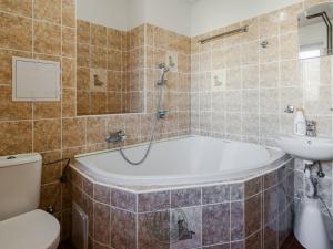 Pronájem bytu 3+kk, Březová, Hlavní, 56 m2