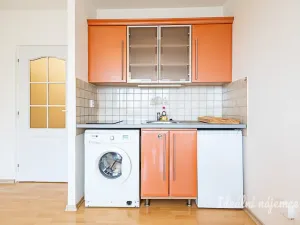Pronájem bytu 1+kk, Praha - Kobylisy, Kyselova, 22 m2