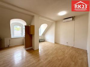 Pronájem bytu 1+kk, Mariánské Lázně, Chebská, 34 m2