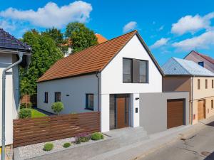 Prodej rodinného domu, Dobrovice, 9. května, 100 m2