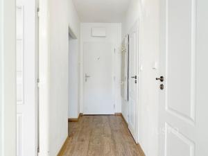 Pronájem bytu 3+1, Praha, Slunečnicová, 77 m2