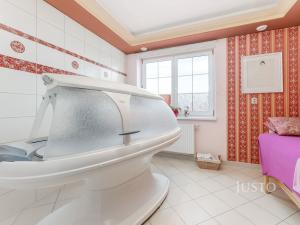 Prodej kanceláře, Uherské Hradiště, V Zahradách, 474 m2