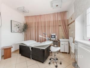 Prodej kanceláře, Uherské Hradiště, V Zahradách, 474 m2