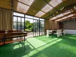 Prodej kanceláře, Uherské Hradiště, V Zahradách, 474 m2