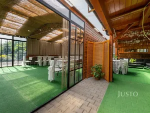 Prodej kanceláře, Uherské Hradiště, V Zahradách, 474 m2