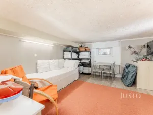 Prodej kanceláře, Uherské Hradiště, V Zahradách, 474 m2