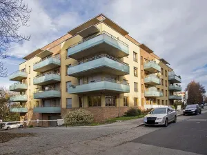 Pronájem bytu 2+kk, Praha - Veleslavín, Na okraji, 103 m2