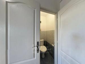 Pronájem bytu 2+kk, Kladno, Holandská, 40 m2