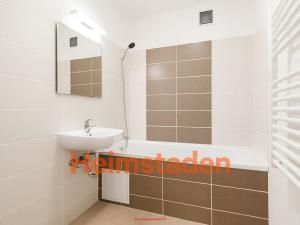 Pronájem bytu 2+1, Ostrava - Poruba, Komenského, 57 m2
