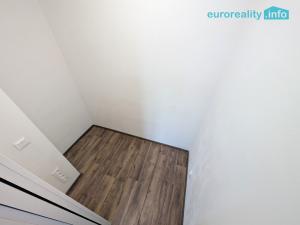 Prodej bytu 3+1, Vejprnice, Plzeňská, 72 m2