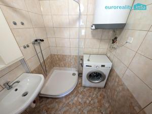 Prodej bytu 3+1, Vejprnice, Plzeňská, 72 m2