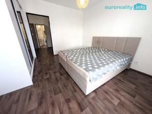 Prodej bytu 3+1, Vejprnice, Plzeňská, 72 m2