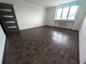 Prodej bytu 3+1, Vejprnice, Plzeňská, 72 m2