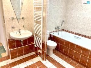 Pronájem bytu 2+kk, Smržovka, náměstí T. G. Masaryka, 53 m2