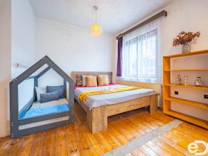 Prodej rodinného domu, Tři Dvory, 76 m2