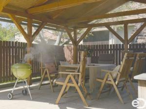 Prodej rodinného domu, Tři Dvory, 76 m2